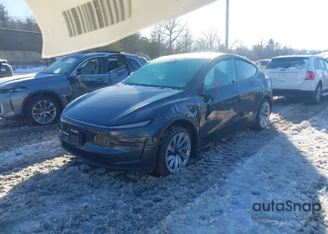 2026 Tesla Model Y Long Range Launch Series/Premium All-Wheel Drive z USA, uszkodzony, nr VIN 7SAYGDEE3TF328306